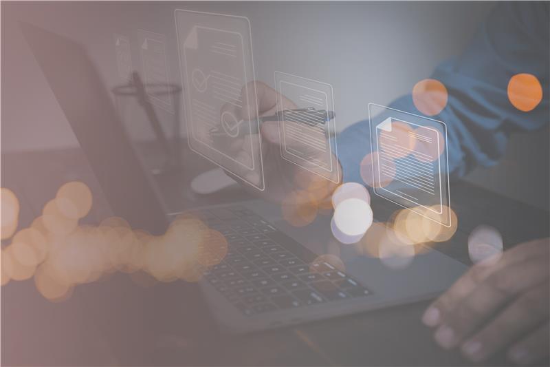 Data drives on Mobile Ingest Box, data management solutions, Mercedes-Benz | DXC Technology Customer Stories