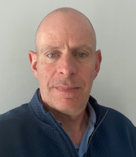 headshot of John Hyland is global offering manager, Modern Workplace  | DXC Technology