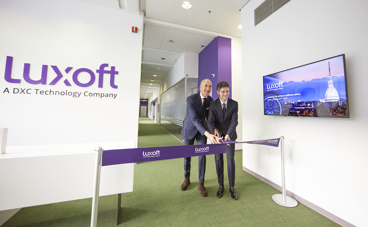 Luz Mauch, EVP Automotive Luxoft (left) and Marco Bottero, Country Director for Luxoft in Italy, Spain and Portugal (right)
